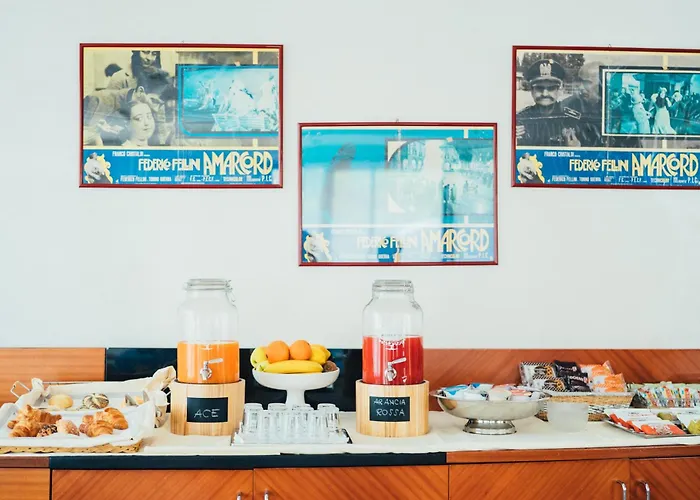 Ξενοδοχείο Roof 3*