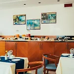 Roof Hotel