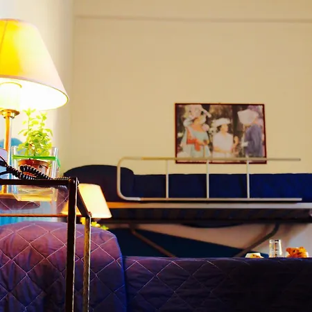 Hotel Roof 3* רימיני