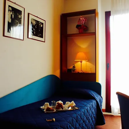 Roof Hotel