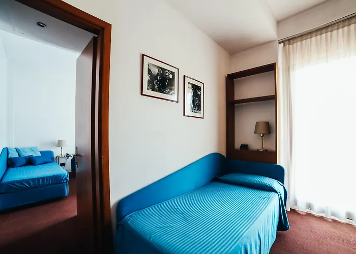 Roof Hotel 3*
